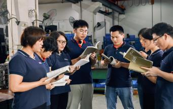 銘洋宇通精密注塑模具廠針對讀書一事的感受分享！