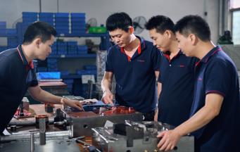 塑膠模具供應(yīng)商怎么選？