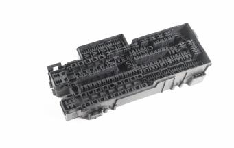 高精度注塑成型如何解決電動汽車零部件挑戰(zhàn)？